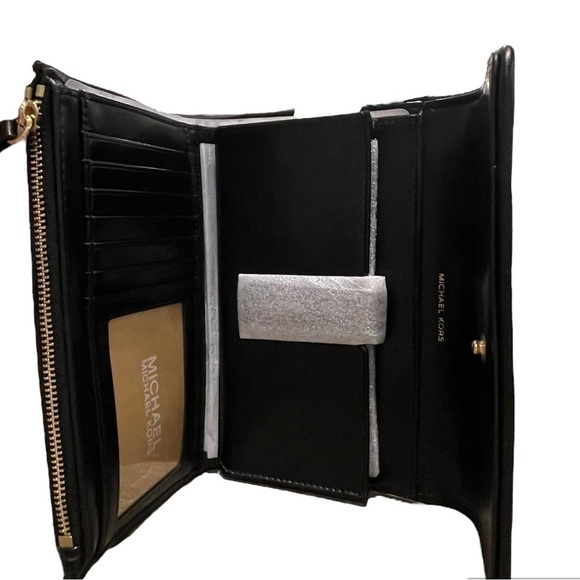 MICHAEL KORS Jet Set Large Flap Phone Wristlet Wallet Black - Picture 7 of 10